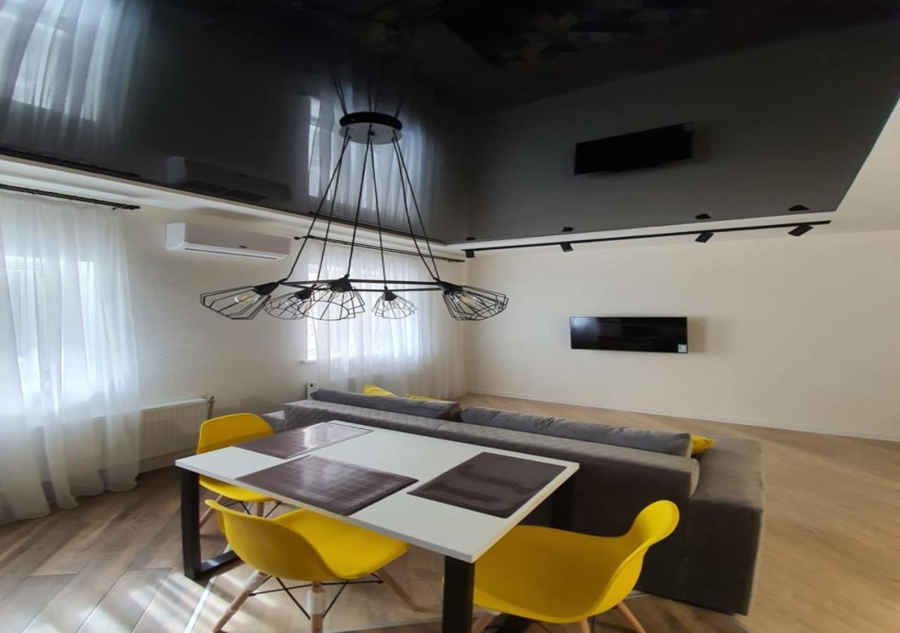 New Lux Apartment 2020 Kharkov Ngoại thất bức ảnh